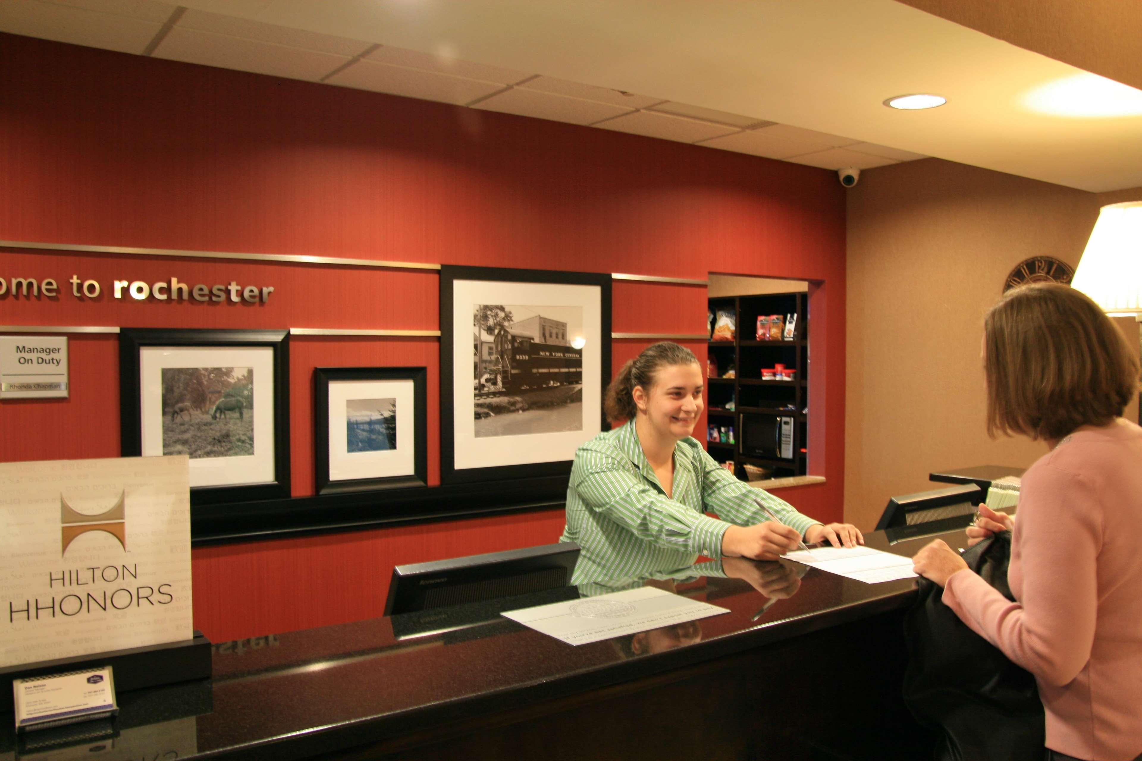 Hampton Inn & Suites Rochester-North Interior foto