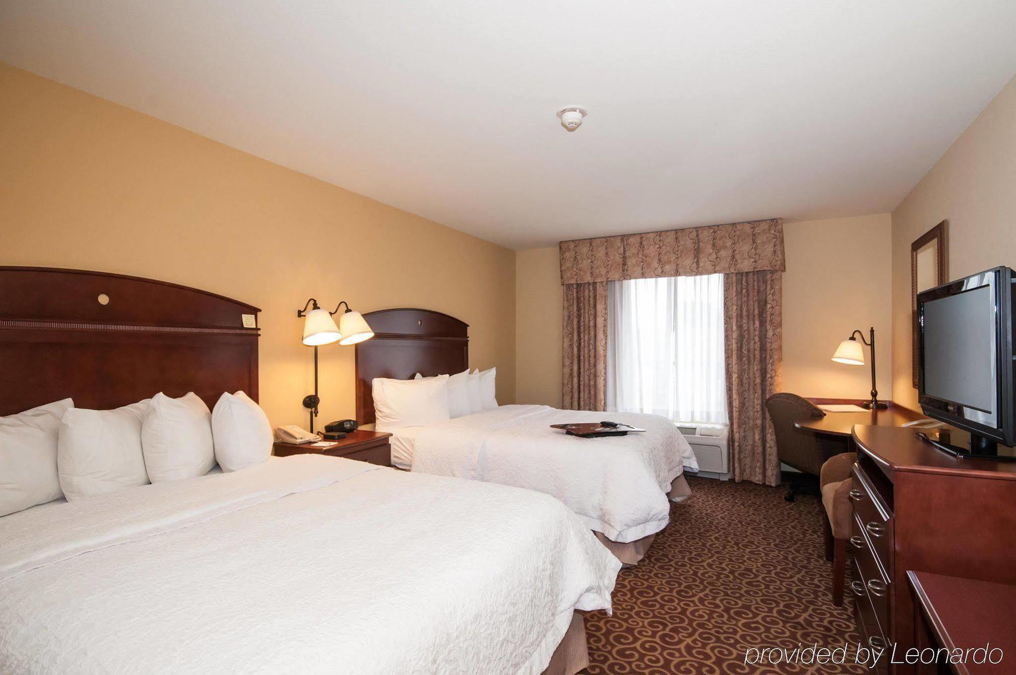 Hampton Inn & Suites Rochester-North Exterior foto
